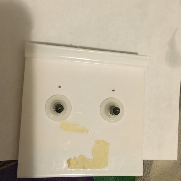 Fashion Faux Pearl Earrings - Picture 2 of 2